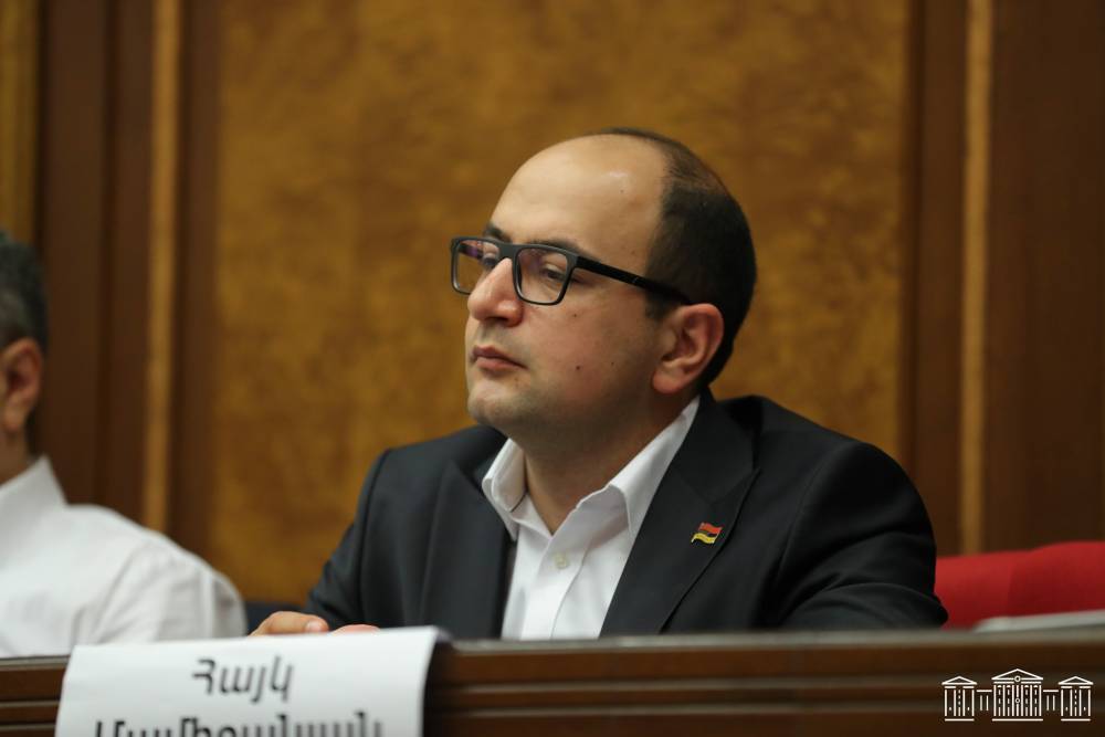 Հայաստանի օդում կախված տագնապ կա. վերջը մոտ է. Հայկ Մամիջանյան