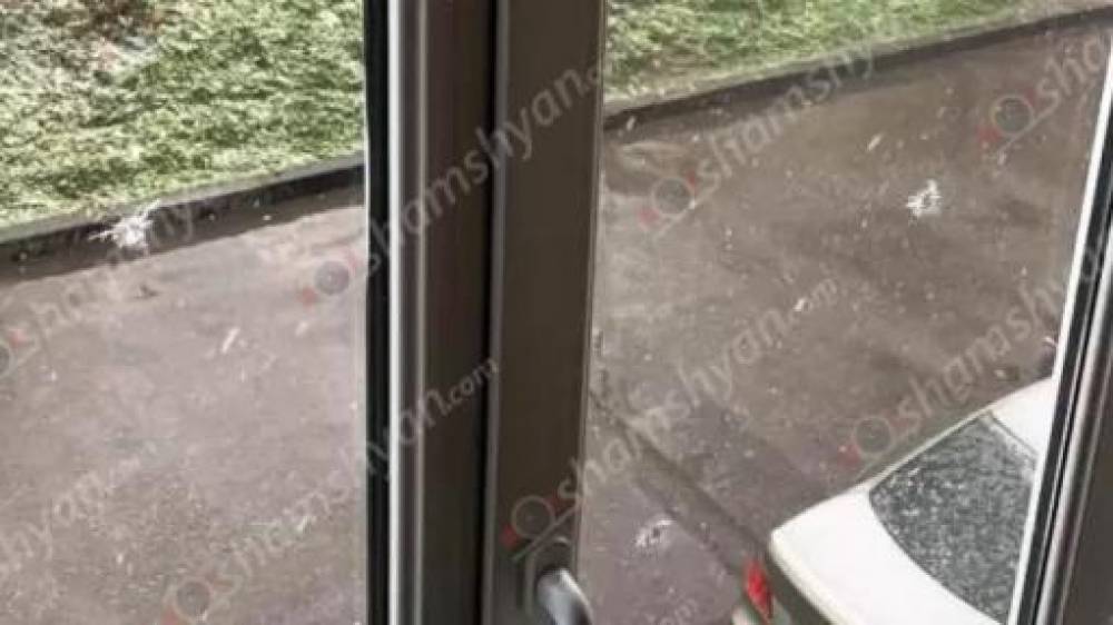 ՔԿ-ն մանրամասներ է հայտնում Նոր Նորքի թաղապետարանի ուղղությամբ կրակոցների դեպքից