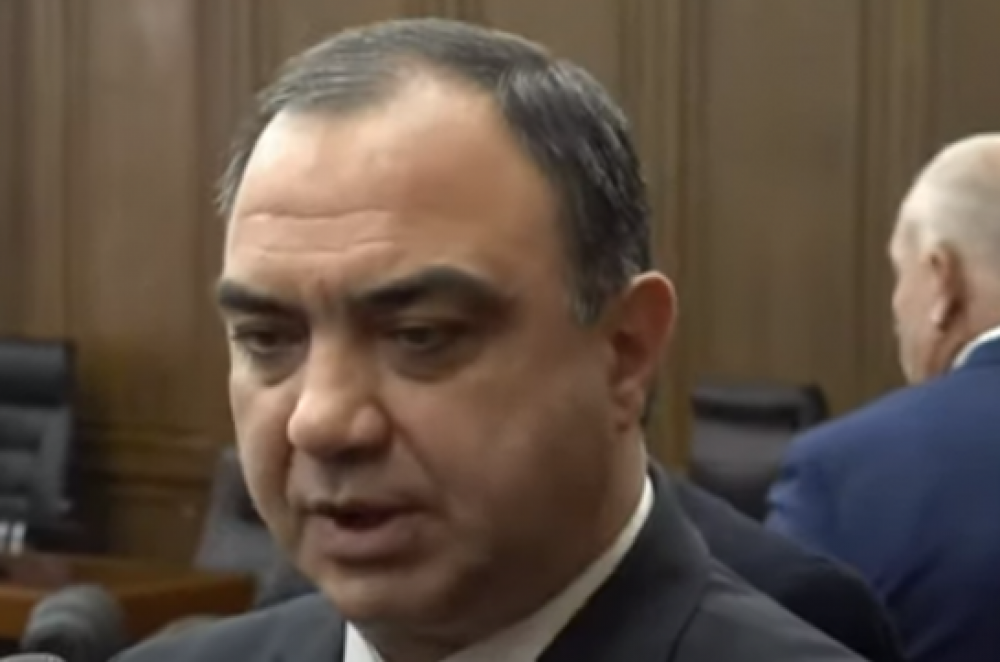 Ես էլ ունեմ փարոսիկներ, բայց իմ շարասյունը երբևիցե խախտում չի անում. ՆԳ նախարար