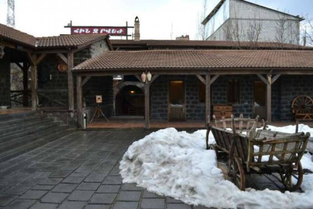 Կոտայքի մարզում թալանել են Ջրվեժում հայտնի «Հին Ջրվեժ» ռեստորանը