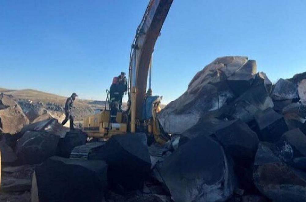 Երևանի քարի հանքերից մեկում աշխատելիս՝ էքսկավատորավարը տղամարդու դի է հայտնաբերել