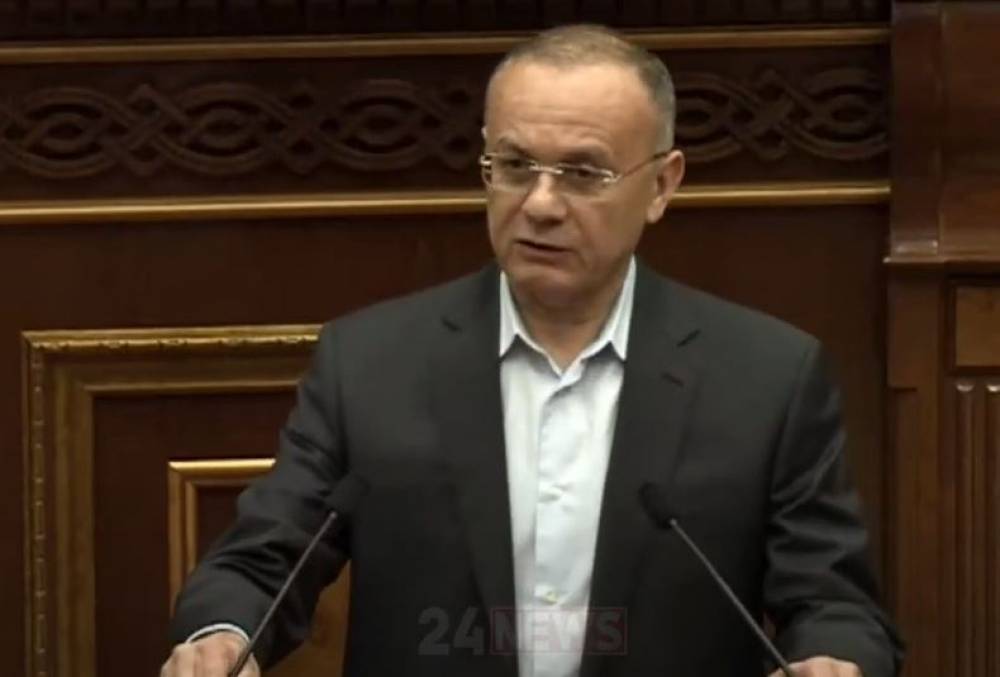 Սա անարդար համակարգի ստեղծում է. Օհանյանը քննադատեց ՊՆ բերած նախագիծը