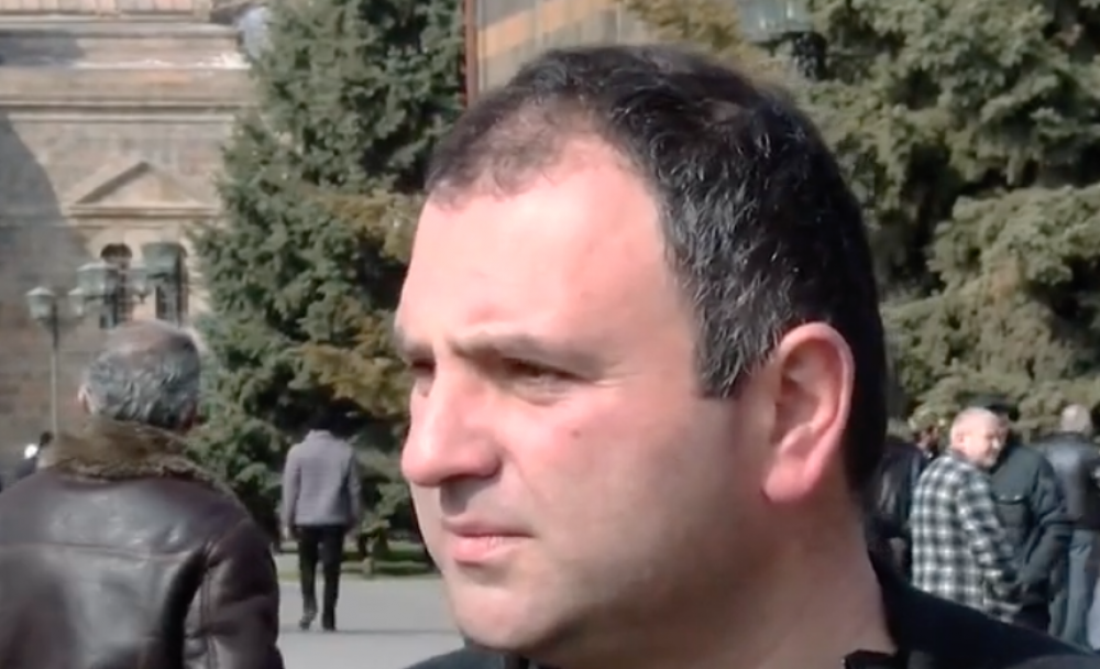 Իշխանությունն ու նրանց աջակիցները հաջողության չեն հասնի, մենք կանգնած ենք եկեղեցու կողքին․ Խաչատրյան