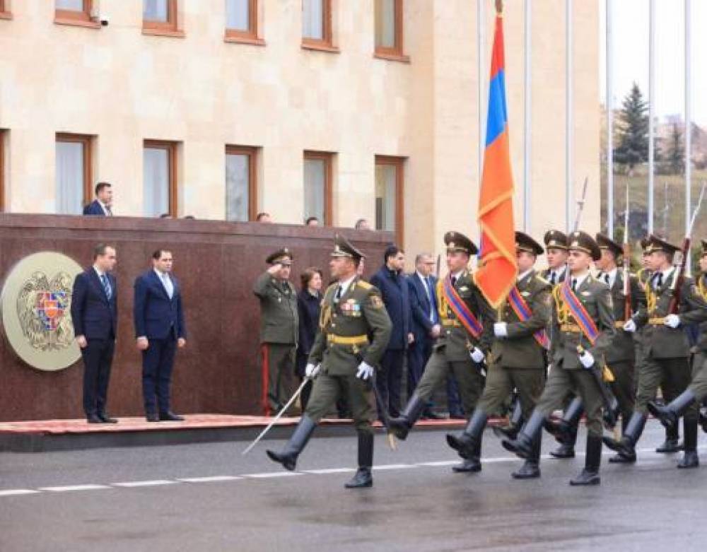 Ադրբեջանը դեմ է նաև համազգեստի՞ն․ «Հրապարակ»