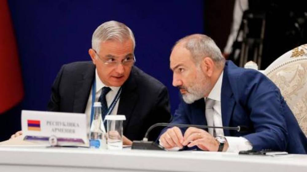 Կրքերը թեժանում են, Մհեր Գրիգորյանին փոխարինող են փնտրում․ «Հրապարակ»