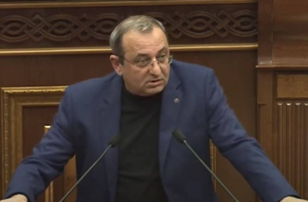 «КГБ»-ի գործիչներից չեք տարբերվում, որդեգրել եք ազգայինը քանդող բոլշևիկյան մոտեցում. Արծվիկ Մինասյան