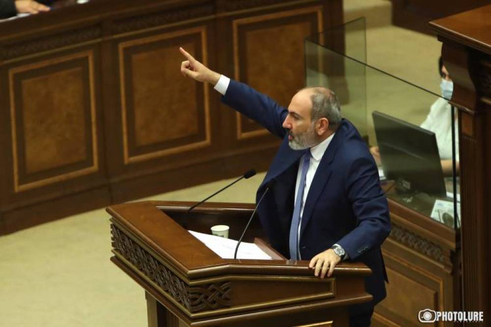 Փաշինյանը հրահանգել է արցախցի գործիչներին «ասֆալտին փռել», շոուներ բեմադրել․ «Հրապարակ»