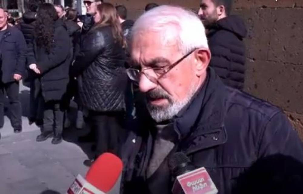 Իսկական հայը հենց ինքն էր՝ Գինոսյանը, գործը կիսատ թողեց, գնաց. բառեր չեմ գտնում. Դավիթ Հակոբյան