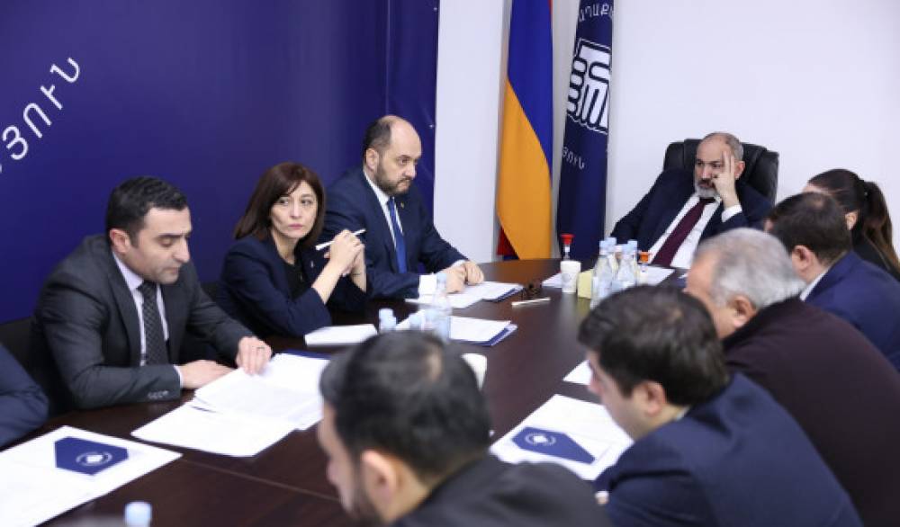 ՔՊ-ականները մտադիր են արտաքին քաղաքական փոփոխությունների գնալ. Փաշինյանը հրահանգ է տվել. «Ժողովուրդ»