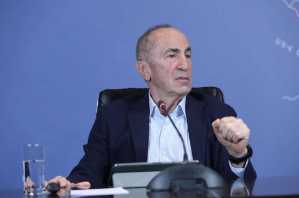 «Թագավորը մոտ փորկապ է լինում...». Քոչարյանը նախկինում «կլիզմայի» մասին պատմած անեկդոտը հիշեցրեց՝ պնդելով, որ ինքը երբեք չի վիրավորել ընդդիմությանը (Տեսանյութ)