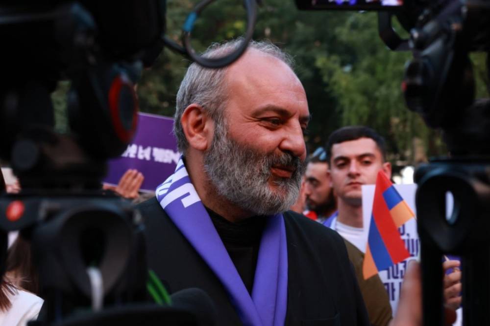 Հիմա․ Բագրատ Սրբազանը ուղիղ եթեր մտավ․ ինչ է սպասվում․ կարևոր