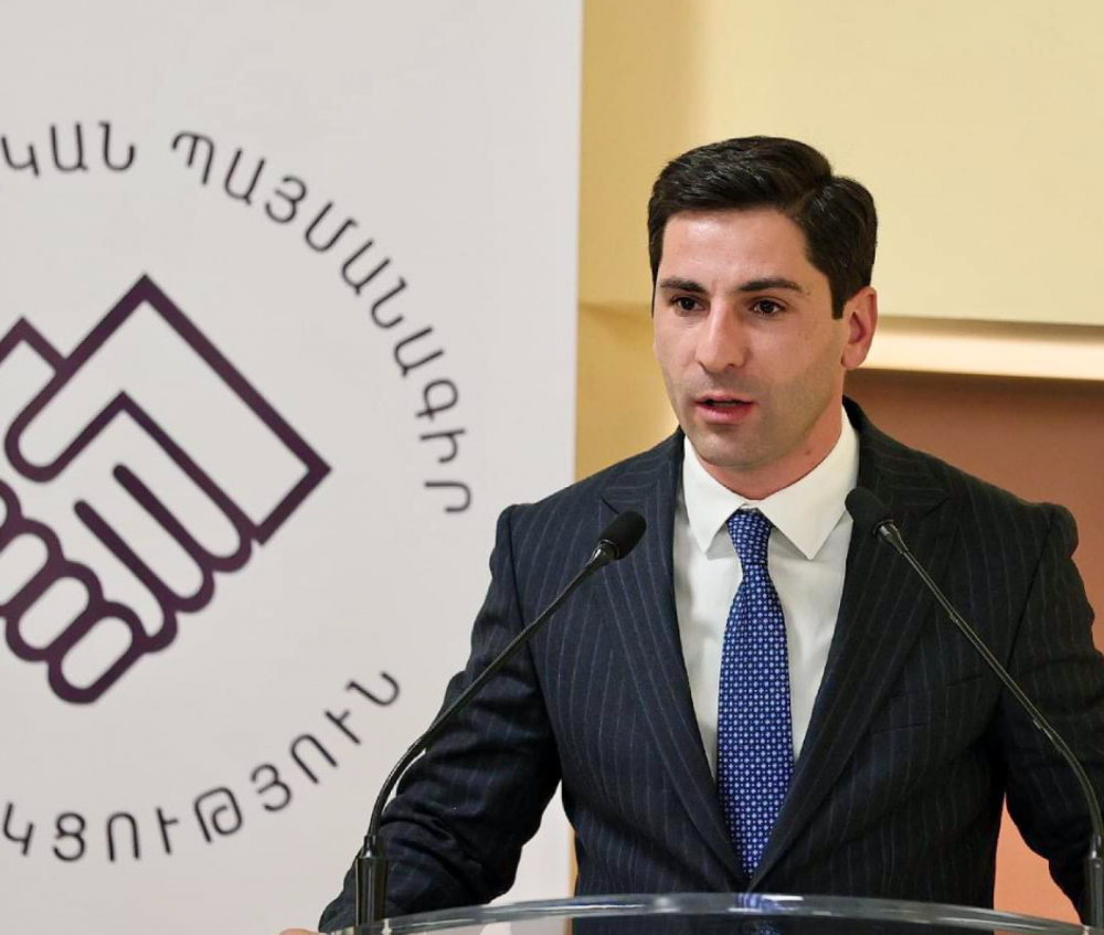 Վեդիի քաղաքապետ Գարիկ Սարգսյանի հորը զրկել են 1 տարի ավտոմեքենա վարելու իրավունքից, մեքենան տեղափոխել պահպանվող հատուկ տարածք