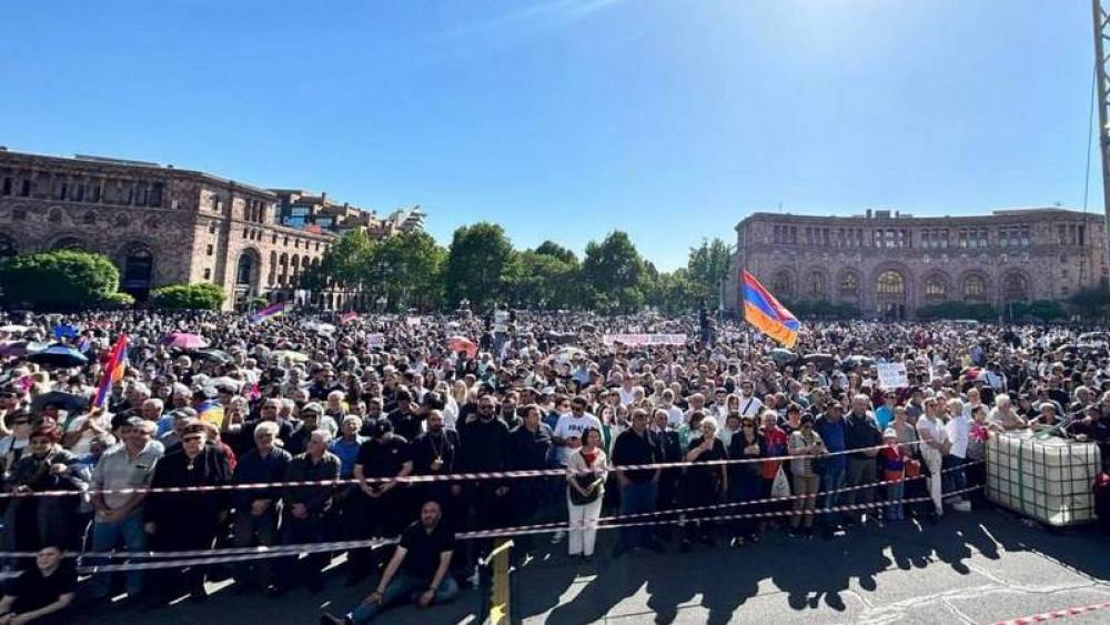 Երբ եք հասկանալու, որ ժողովուրդը ձեզ դեմ է ու պահանջում է հրաժարական. լրագրողը՝ իշխանականներին
