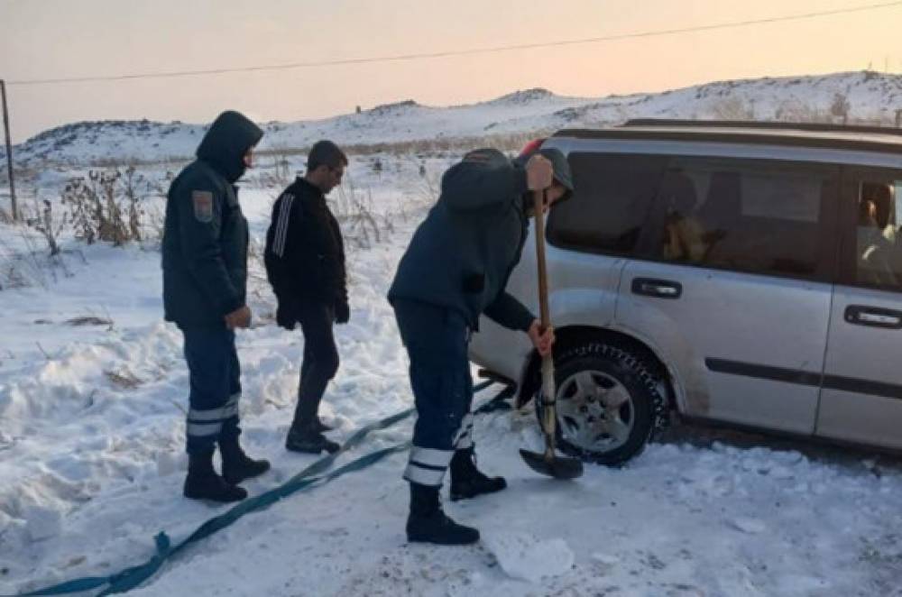 Արգելափակումից դուրս են բերել 12 ավտոմեքենա