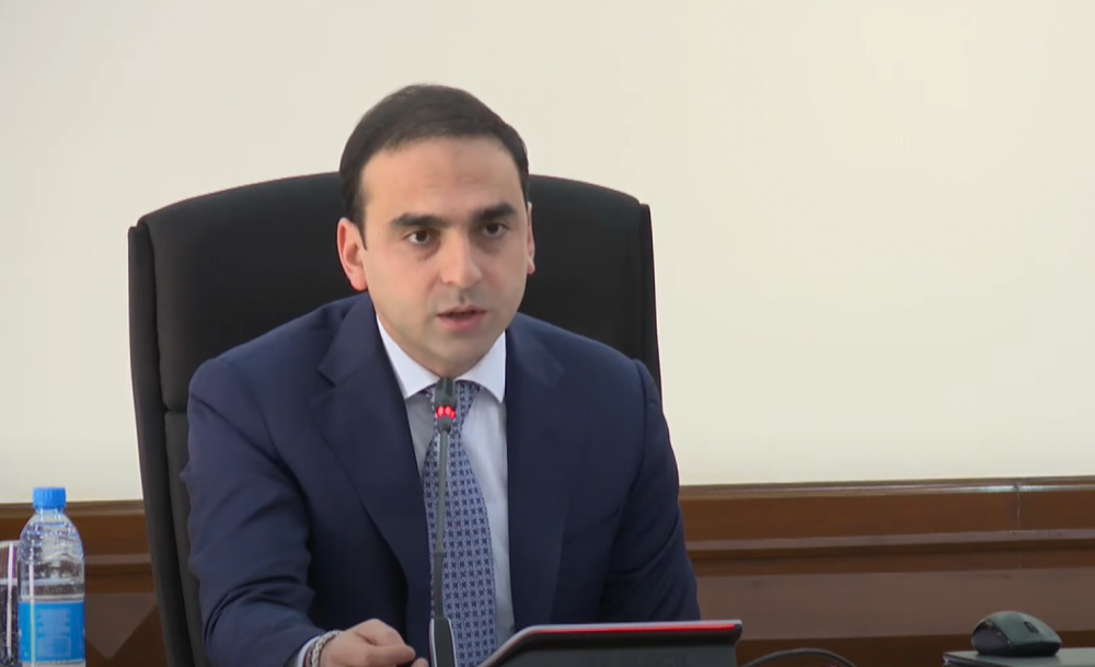 Մանիպուլյացիան չափ ունի՞, ինչո՞ւ եք ասում 65 դրամ է տրանսպորտի ինքնարժեքը, ասեիք ձրի է, կամ՝ մինուս. Ավինյանը՝ ընդդիմությանը (տեսանյութ)