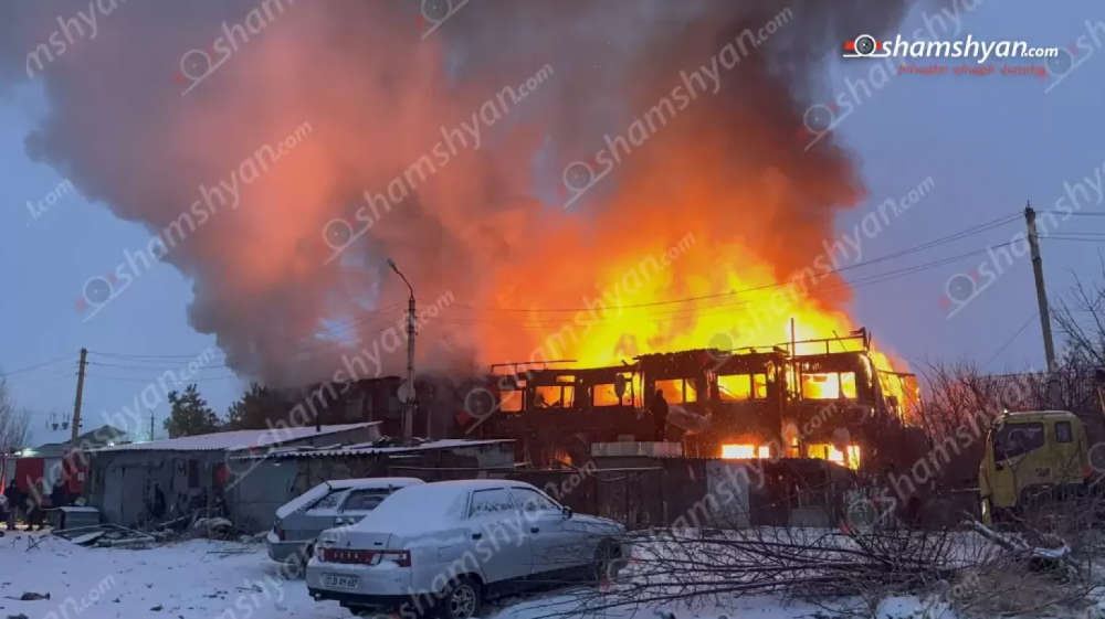 Խոշոր հրդեհ՝ Ստեփանավանում. կրակն ու ծուխը տեսանելի է 1 կմ-ից․ կա անհետ կորած
