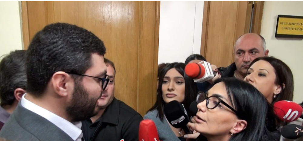 Ֆոտո․ ԱԺ-ում շրջաբերական է պտտվում ընդդեմ լրագրողների. «Ժողովուրդ»