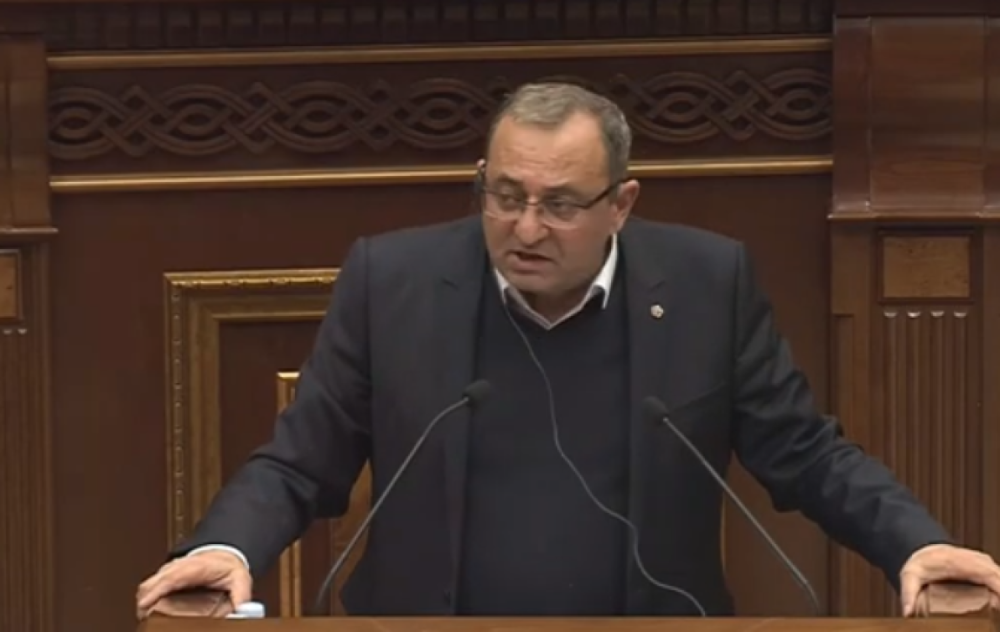 Թշնամու նկատմամբ սիրո քարոզչություն եք անում. Մինասյանը՝ ՔՊ-ականին