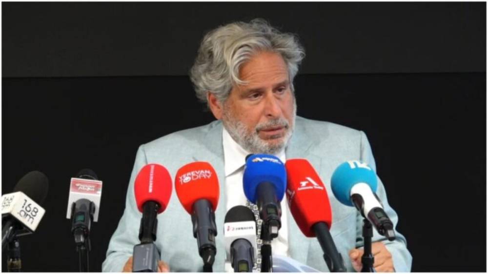 Փաշինյանը փորձում է hարվածի տակ դնել Հայ Առաքելական Եկեղեցու լեգիտիմությունը. Ռոբերտ Ամստերդամ