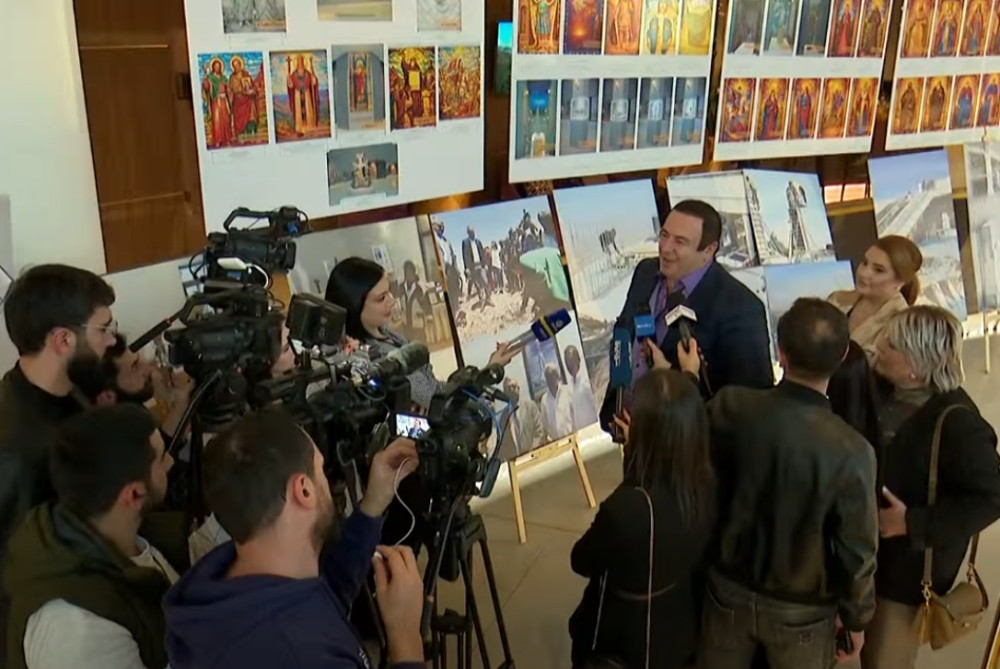 Քրիստոսի արձանի ստեղծման ճանապարհը շարունակաբար փաստագրվում է. բացվել է «Մենք մասնակից ենք պատմության կերտմանը» խորագրով ցուցահանդեսը (Տեսանյութ)