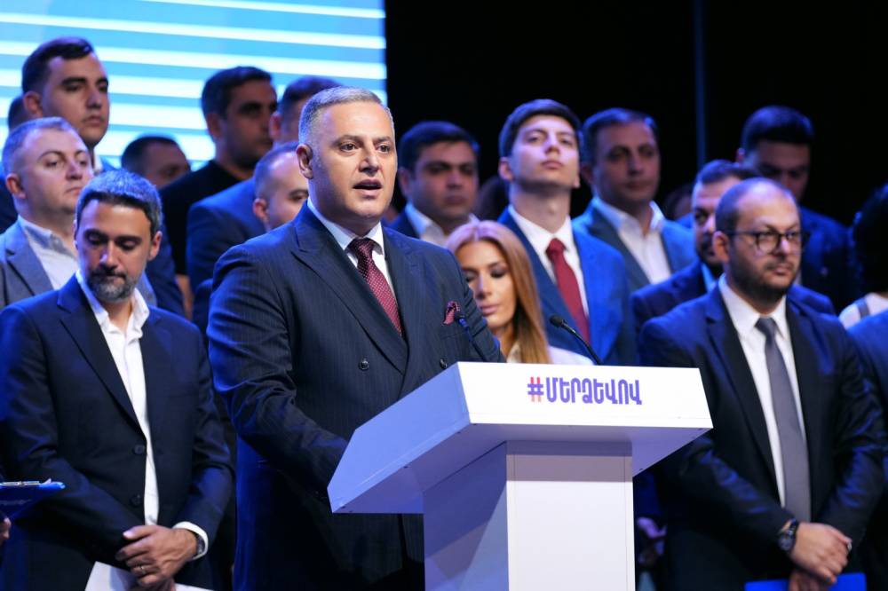 Հայաստանում հիվանդ մարդը չպիտի կանգնի երկընտրանքի առաջ՝ հաց գնի՞, թե՞ դեղ. Արթուր Միքայելյան (տեսանյութ)