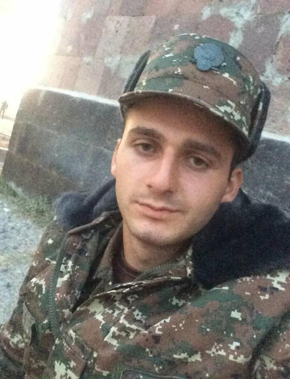 «Տղայիս չեմ տեսել ու իրեն ամեն վայրկյան սպասում եմ». կրտսեր սերժանտ Մոնթե Մեսրոպյանն անմահացել է հոկտեմբերի 2-ին Ջրականում, տուն «վերադարձել»... հինգ ամիս անց. «Փաստ»