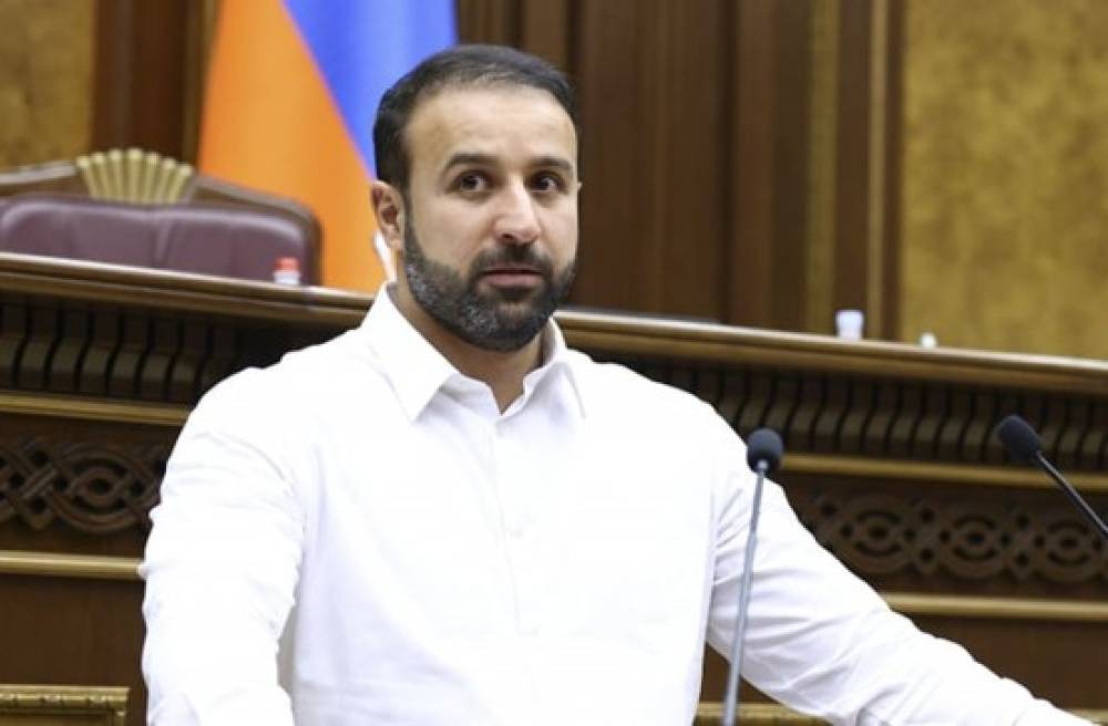 Եթե 10.000 քաղաքացի աջակցի, զորացրվող զինվորին 1.5-3 մլն դրամ կհատկացվի. Հայկ Սարգսյանի նախագիծը (Տեսանյութ)