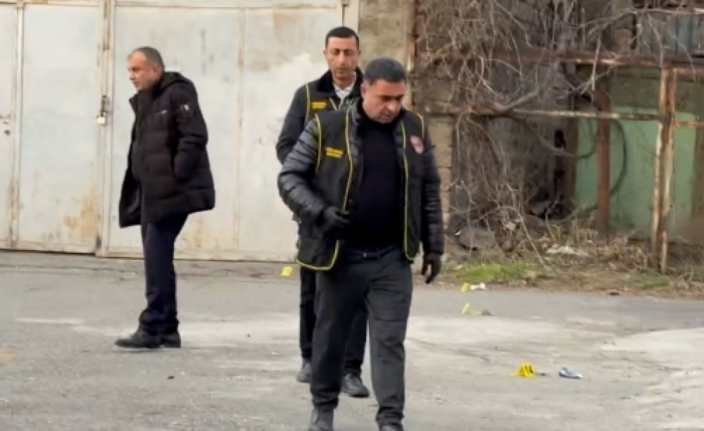 Մարտադաշտի վերածված Աջափնյակը. տասնյակ կրակոցներ, վնասված մեքենաներ