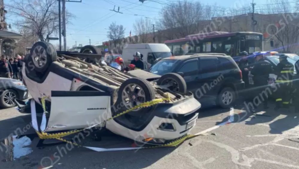 Խոշոր ավտովթար՝ Երևանում. 4 վիրավորներից մեկն անչափահաս է