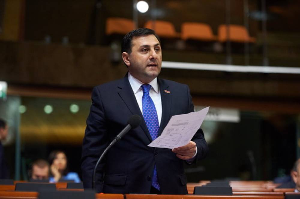 Փորձ է արվում Նիկոլին ազատել Աննայի բացասական վարկանիշի բեռից. Սամվել Ֆարմանյան