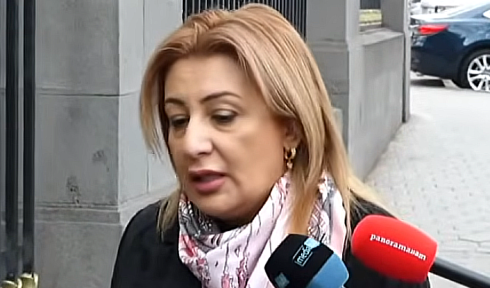 Ահազանգ. բժիշկները աշխատավարձ ուշ են ստացել, դեղատներում իրավիճակը վատ է. Պողոսյան