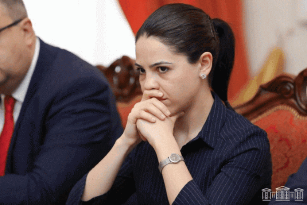 Միայն մեր ղեկավարությունն է, որը առանձնացրել է գերիների ազատ արձակման հարցը խաղաղության գործընթացից ու իբր առանձին է դրա շուրջ բանակցում. ադրբեջանագետ