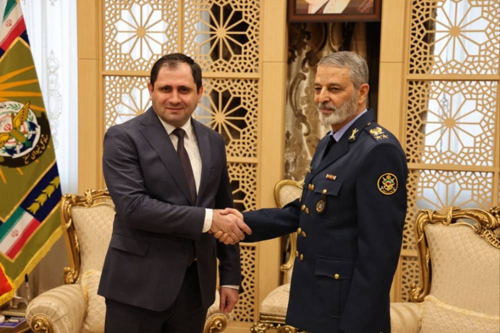 Սուրեն Պապիկյանը հանդիպել է գեներալ-մայոր Աբդոլրահիմ Մուսավիի հետ