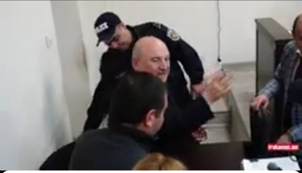 Հենց Կաթողիկոսն էդ ԼԳԲՏ–ներին կարգալույծ արեց, էդքան եպիսկոպոսներն իր դեմ դուրս եկան․ Ղուկասյան