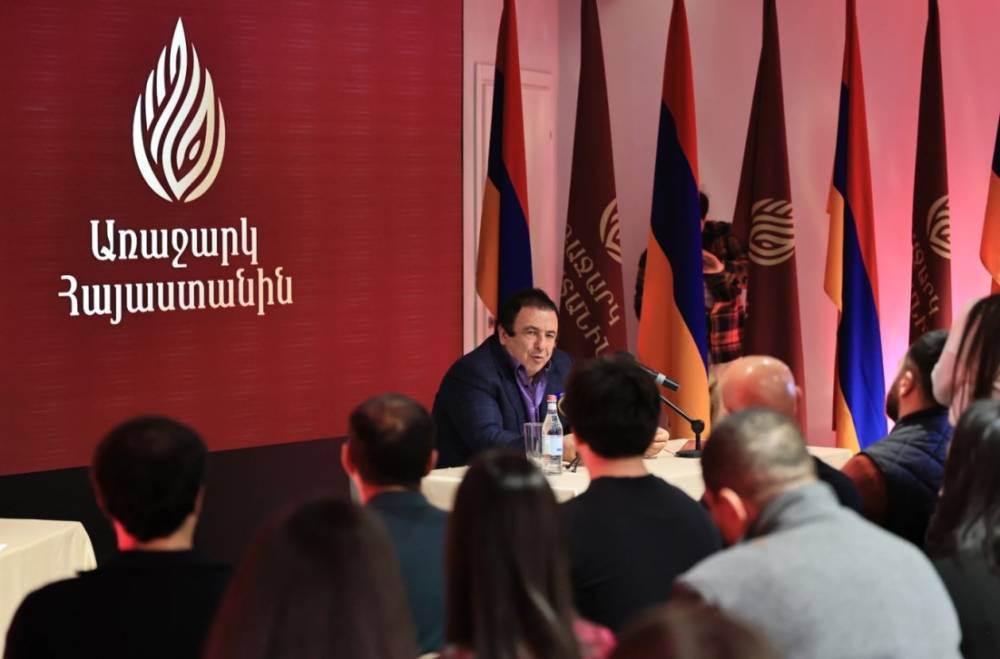 Մտածող, ակտիվ ու պատասխանատու երիտասարդությամբ պետությունը ունի ուժեղ ապագա․ Գագիկ Ծառուկյան