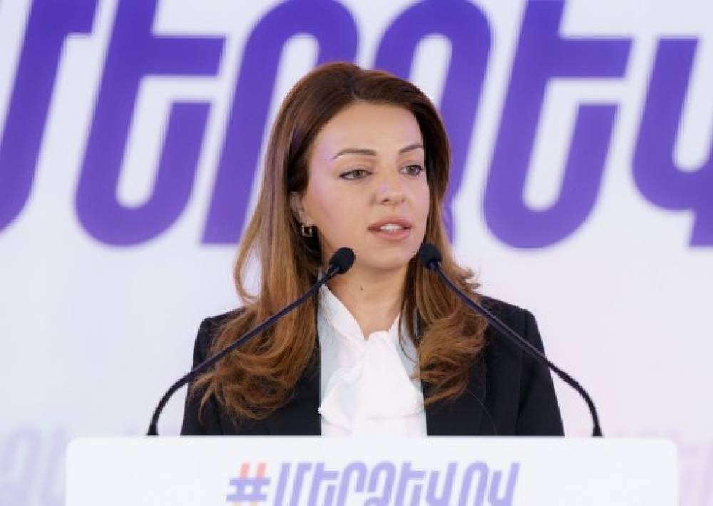 Չորս ամիս անց կարող ենք արթնանալ մեկ այլ Հայաստանում. Գոհար Ղումաշյան