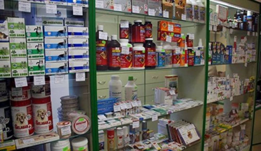 Փնտրվում է դեղատնից գողություն կատարած անձը