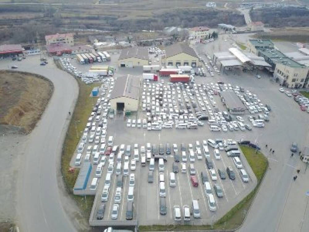 Մինչեւ հունվարի 31-ը դուրս բերել աջ ղեկով մեքենաները «Բագրատաշենի» անցակետից. ԱԱԾ կոչը