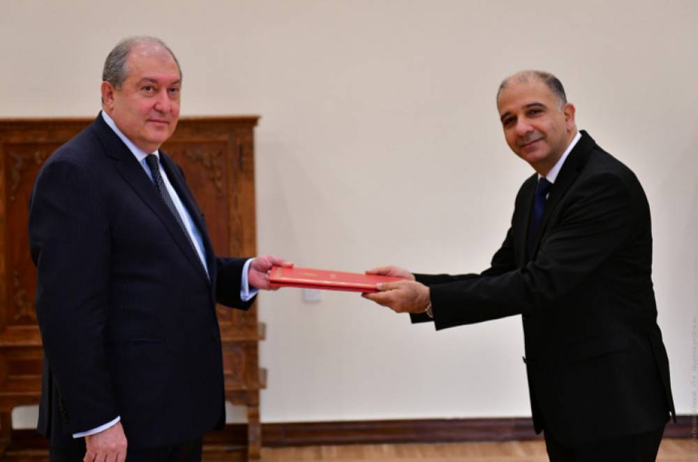 ՀՀ նախագահին իր հավատարմագրերն է հանձնել Թունիսի նորանշանակ դեսպանը