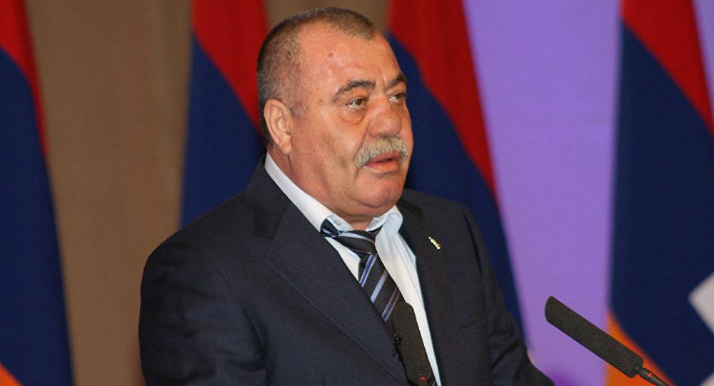Բողոքի ակցիաներն Էջմիածնում կվերսկսվեն երկուշաբթի օրը