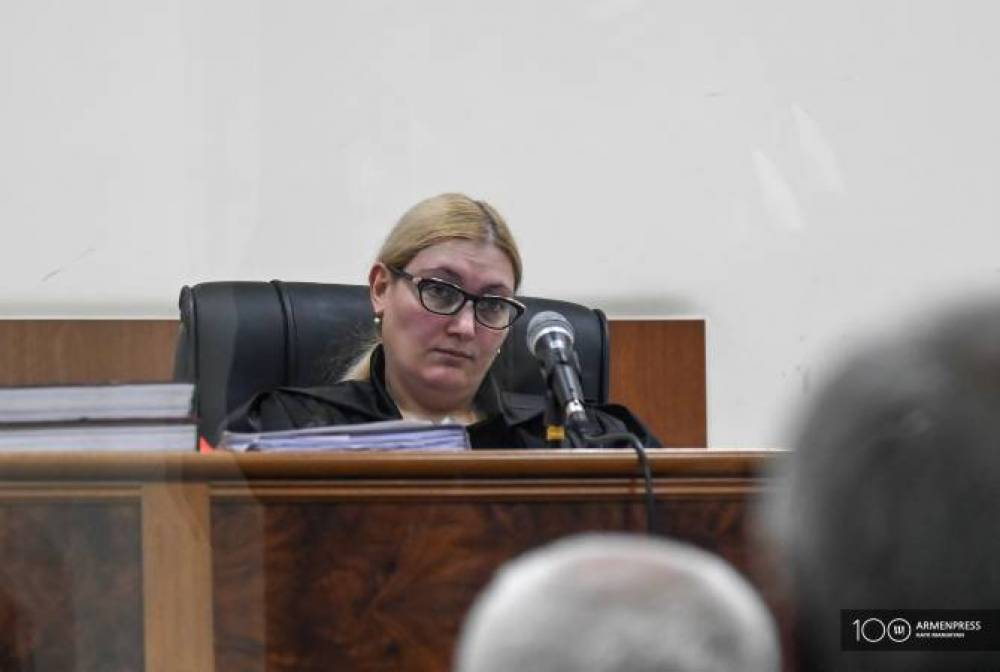 Դատարանը Խաչատուրովի պաշտպանի նկատմամբ կիրառեց դատական սանկցիա. նիստը հետաձգվեց