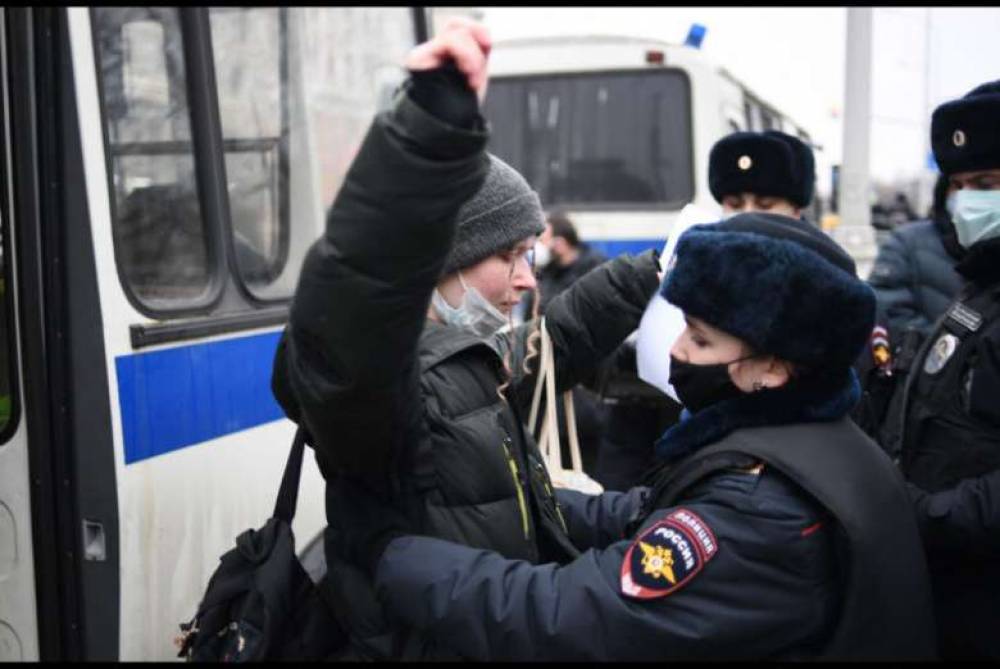 Նավալնիի աջակիցների ցույցերի ժամանակ Ռուսաստանի տարբեր շրջաններում մոտ 300 անչափահաս է ձերբակալվել