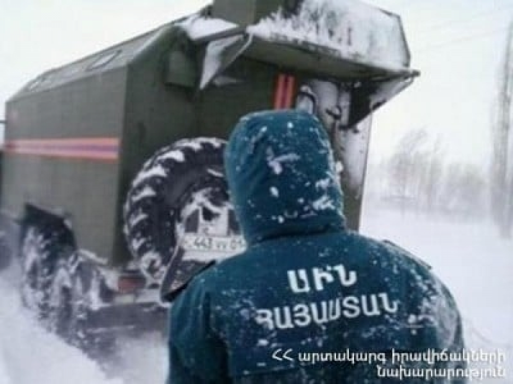 Փրկարարները Կապան-Տաթև ճանապարհահատվածից դուրս են բերել 38 արգելափակված բեռնատար
