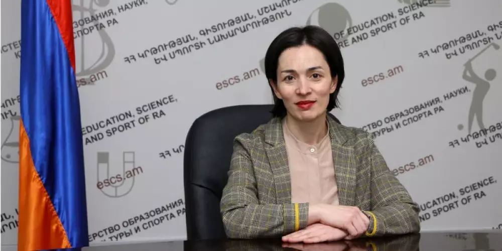 Ժաննա Անդրեասյանն արհամարհում է իր վերադասի հրամանը ու չի կատարում. «Ժողովուրդ»