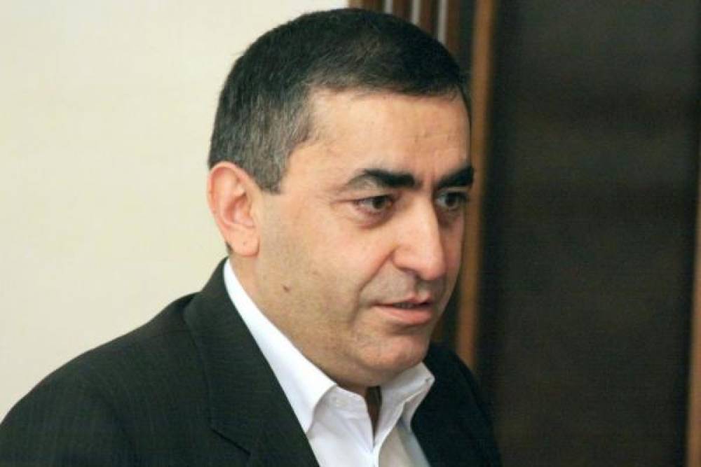 Փաշինյանից մի հատ «կալոշ» էլ ուզես՝ չի տա, բայց ՀՀ տարածքները հաճույքով հանձնում է. ընդդիմադիր