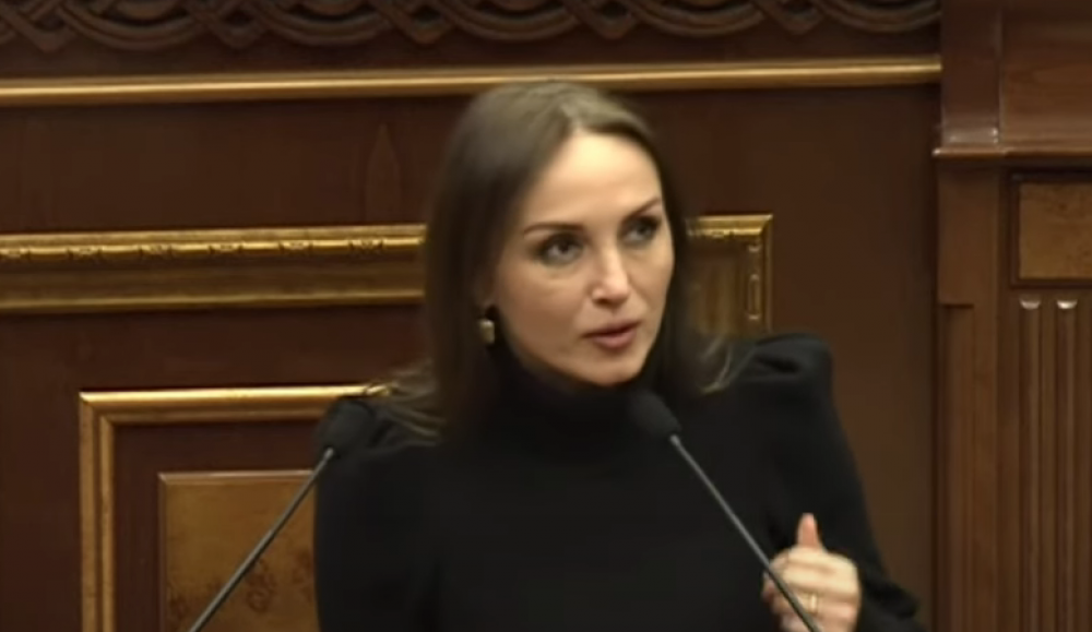 Ով, եթե ոչ ես պետք է խոսեմ կոչումների մասին, բերանը փակելու համար են տվել. Լուսինե Բադալյան