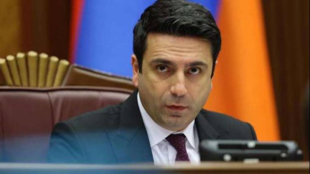 Բոլոր նրանք, ովքեր իրենց թույլ կտան վիրավորել, զրպարտել ինձ, խելոք ներողություն են խնդրելու