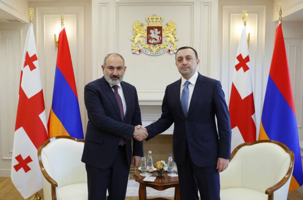Նիկոլ Փաշինյանը եւ Իրակլի Ղարիբաշվիլին ամփոփում են միջկառավարական հանձնաժողովի նիստի արդյունքները․ Ուղիղ