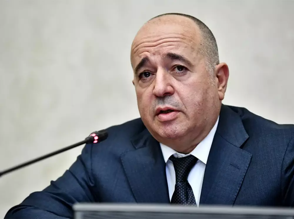 Արշակ Կարապետյանը կվերադառնա՞, թե՞ պայքարը կառաջնորդի ինչպես Լենինը․ «Հրապարակ»