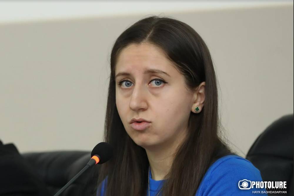 Ձերբակալվել է Էկոնոմիկայի փոխնախարարի պաշտոնից այսօր ազատված Անի Իսպիրյանը